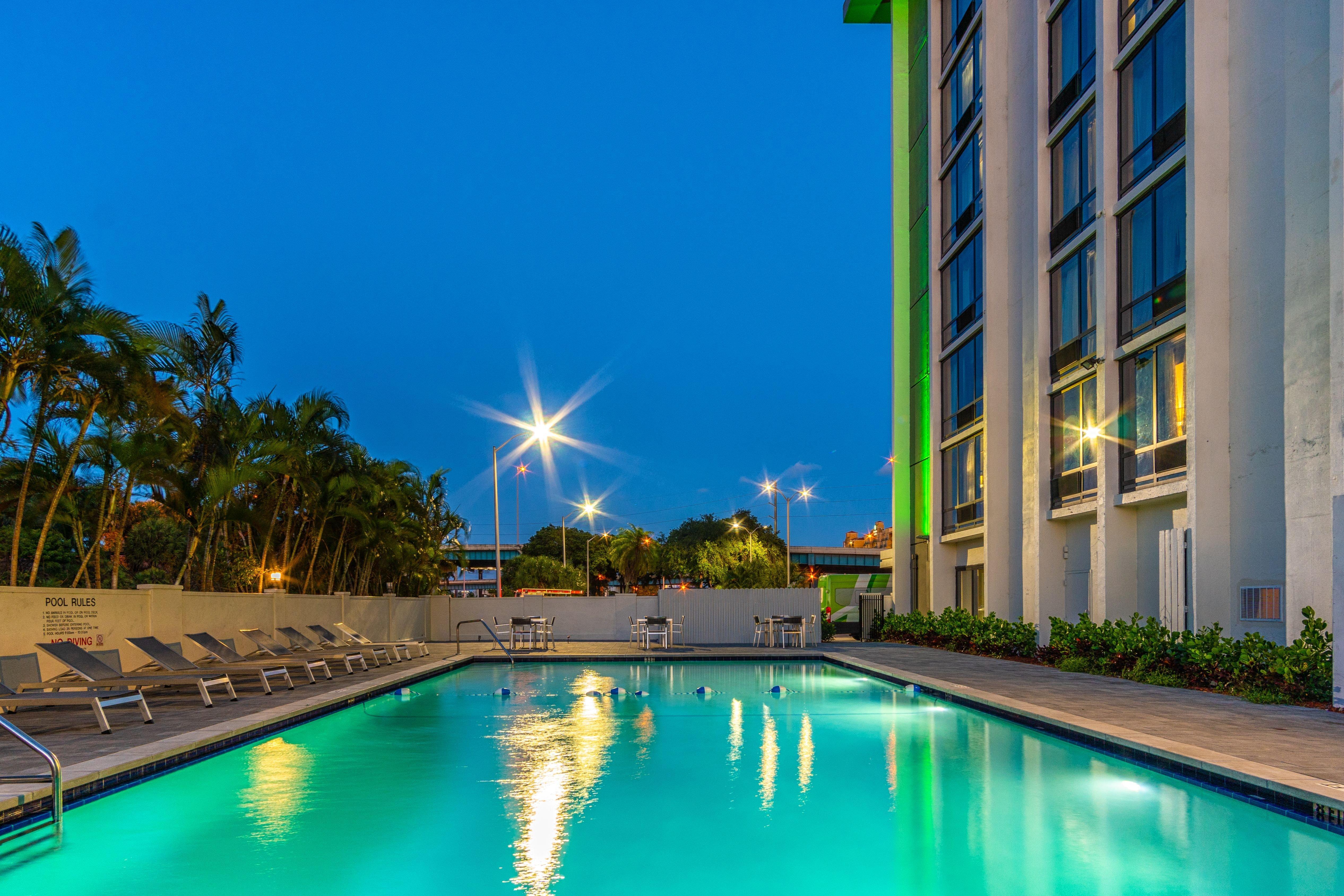 Holiday Inn Miami International Airport By Ihg Miami Springs Kültér fotó