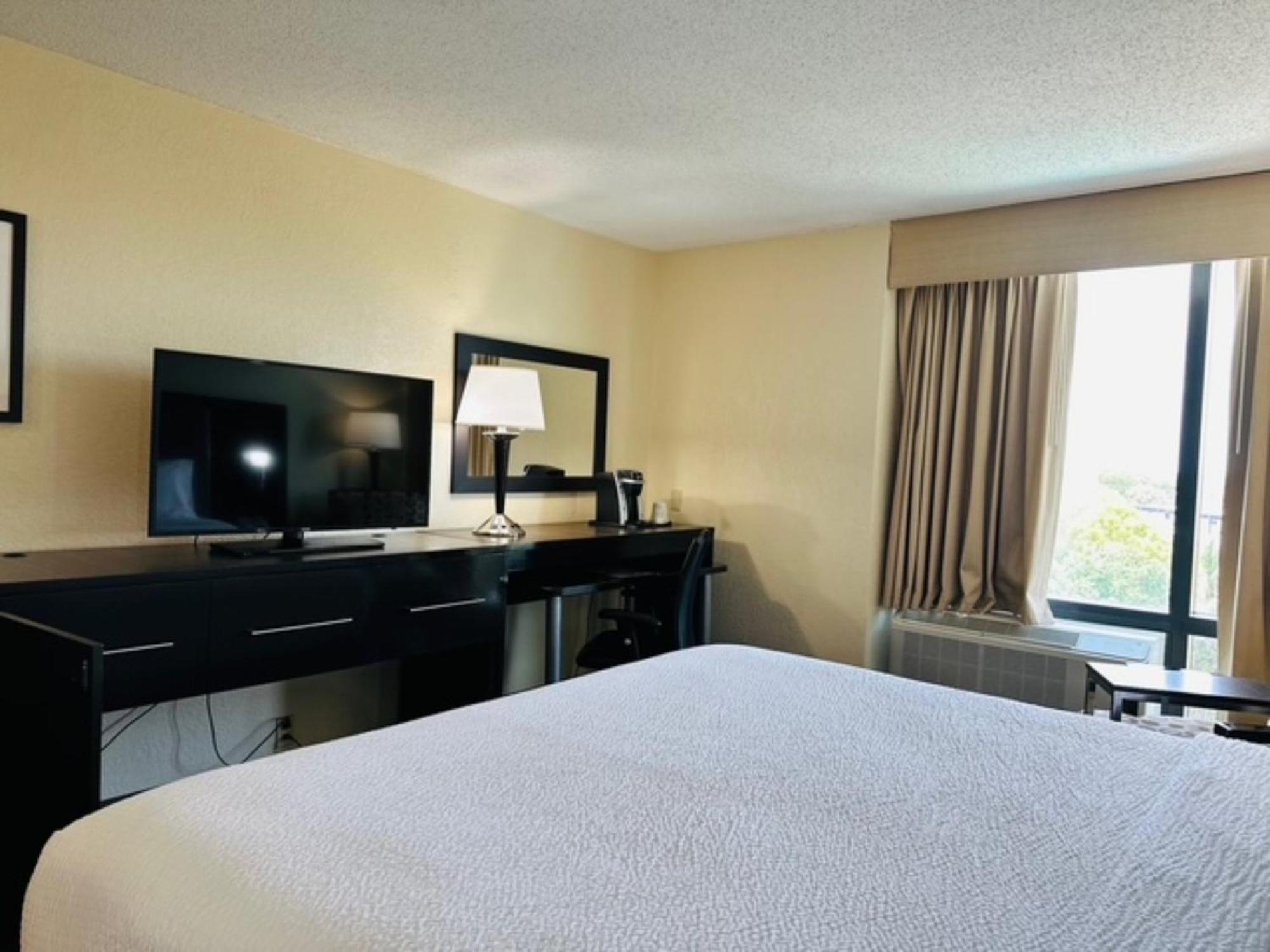 Holiday Inn Miami International Airport By Ihg Miami Springs Kültér fotó