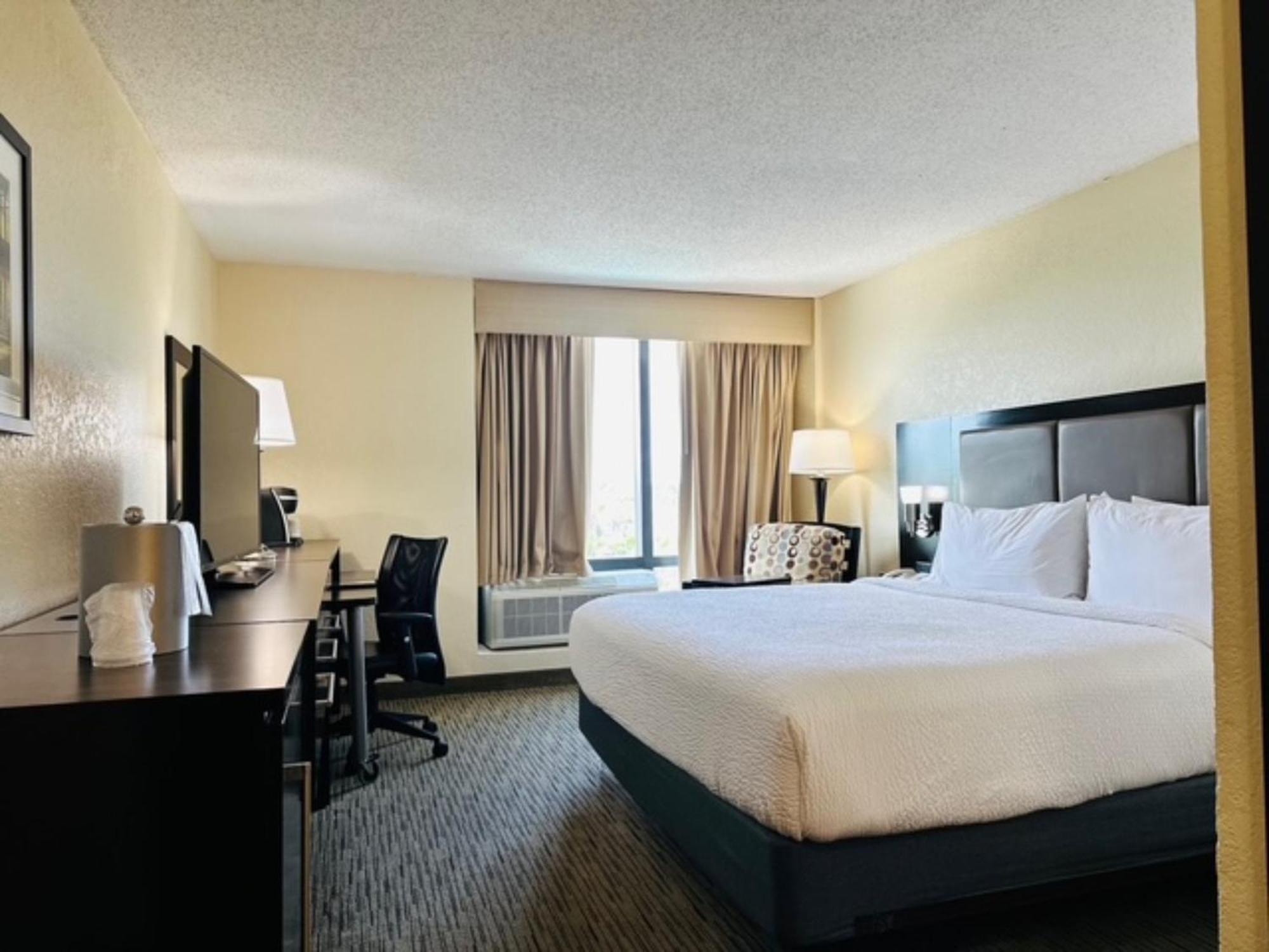 Holiday Inn Miami International Airport By Ihg Miami Springs Kültér fotó